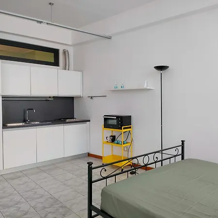 Lägenhet Palestro - A Cozy In Como
